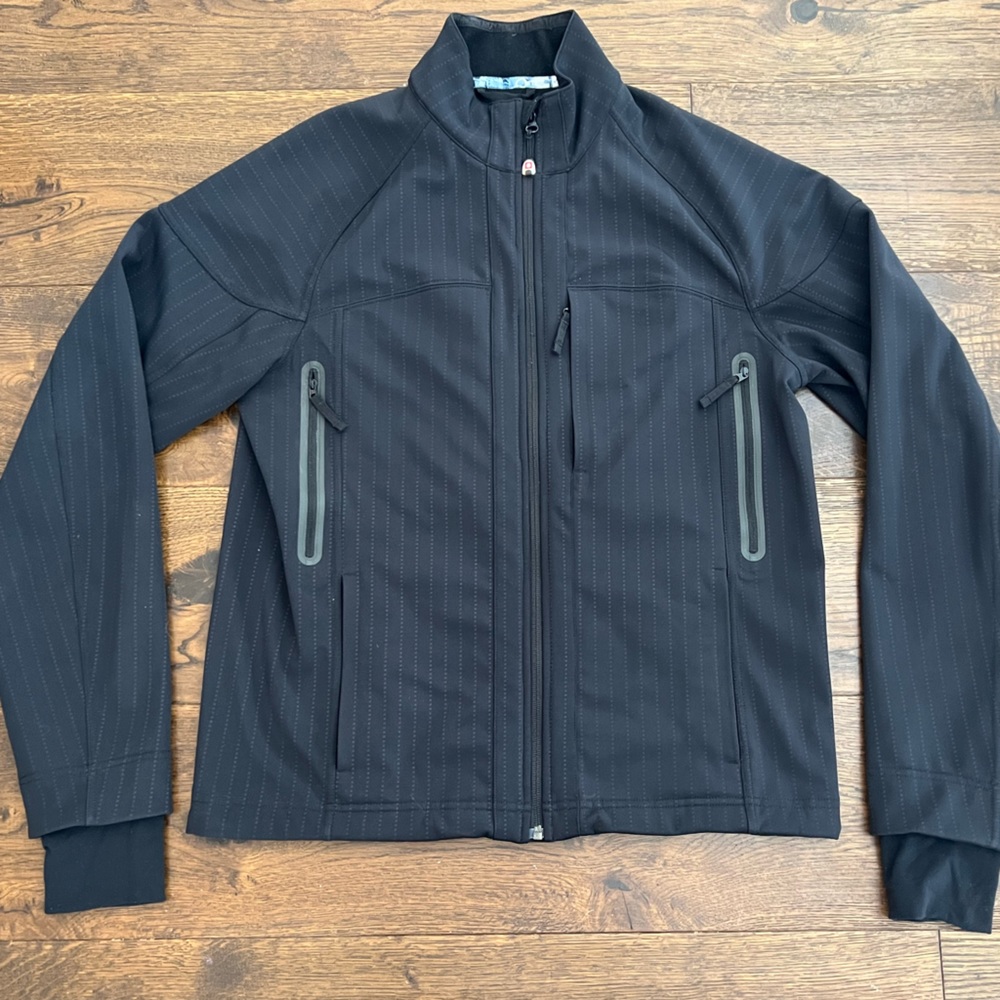 Lululemon Cross Chill Jacket